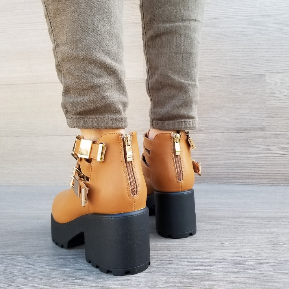 90's grunge chunky heel buckle ankle boots - Picture 4 of 7